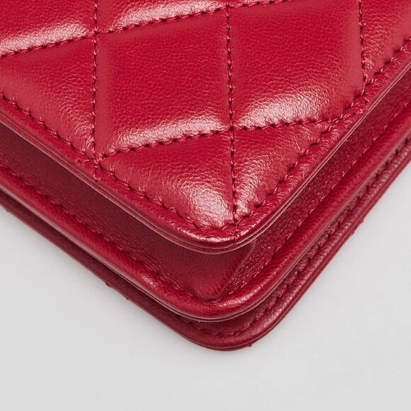 Chanel Red Quilted Lambskin Leather All About Chanel WOC Clutch Bag - Picture 4 of 12